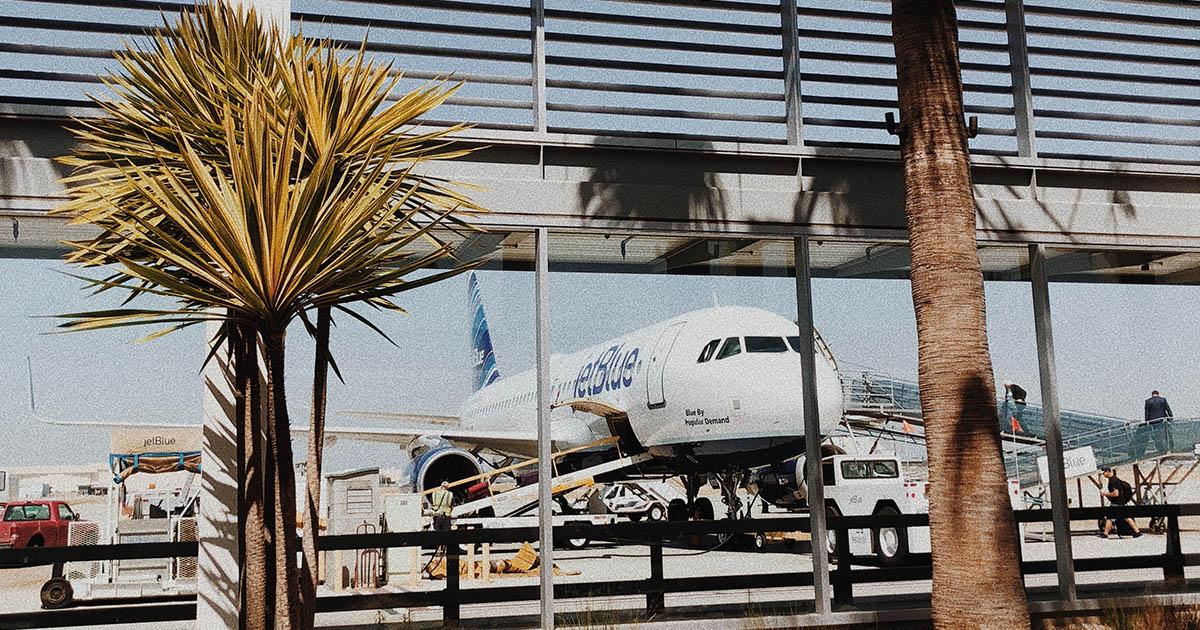 JetBlue Requires All Passengers To Wear Face Masks